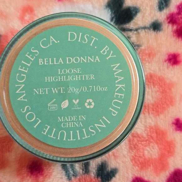 Mi Los Angeles Shimmy Shimmy Rose Gold Loose Highlighter - Picture 3 of 4